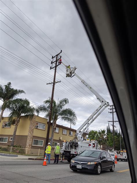 Northridge power outage - Jul 8, 2017 · NORTHRIDGE >> Power has been restored to more than a third of the 140,000 Valley homes and businesses that were initially without energy after an explosion and fire Saturday at a Los Angeles Department of Water and Power facility. DWP estimated the initial power outage affected 140,000 customers on a very warm night in the […] 